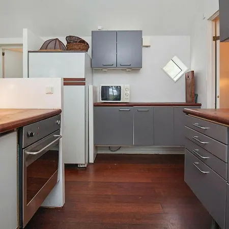 10 Person Holiday In * Askeby