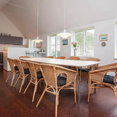 Σπίτι διακοπών 10 Person Holiday In Askeby